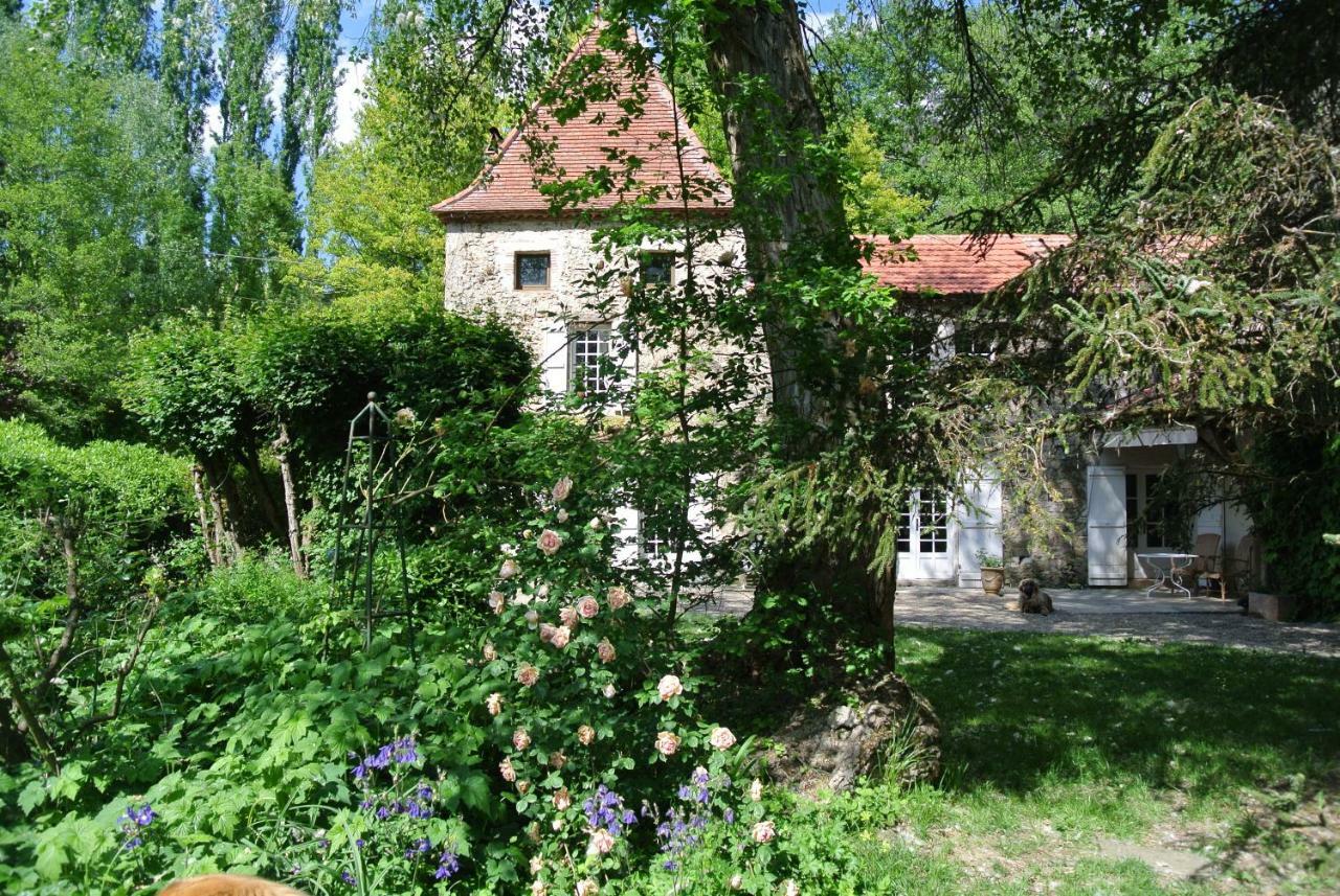 Moulin De Repassat Etape Voie Verte Bazens エクステリア 写真